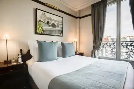 Hôtel Pont Royal - 26