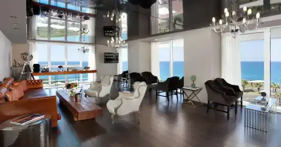 Island Luxurious Suites and Spa- By Saidas - 15