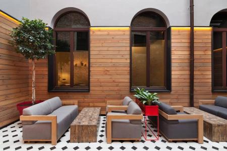 Ferenc & Restaurant - 1