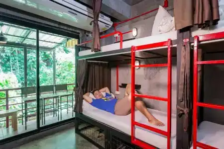 Sleeper Hostel - 32