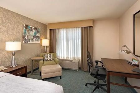 Hilton Garden Inn - 37