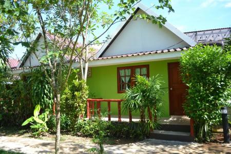 Khaolak C-nior Bungalows - 15