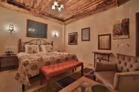 Caravanserai Inn - 139