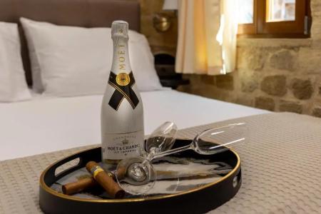 Chateau Anax Boutique - 25
