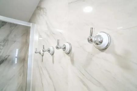 Escape Luxury Suite - 37