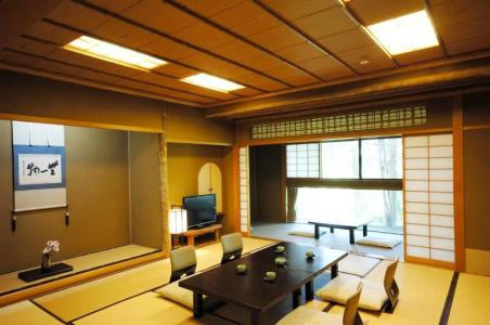 Momoyama - 3