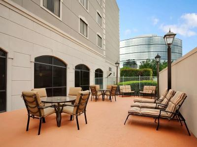 Embassy Suites by Hilton Dallas Near the Galleria - 26
