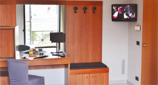 Colonne - Alihotels - 46