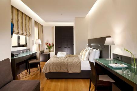 o&b Athens Boutique - 66