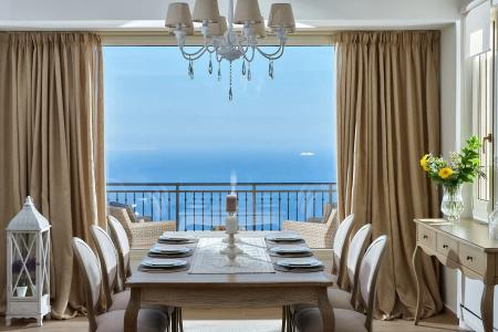 Seascape Luxury Residences - 365