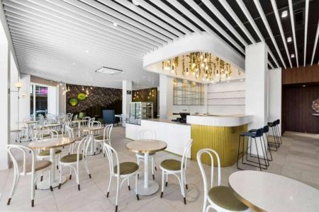 Ramada by Wyndham, City Center - 23