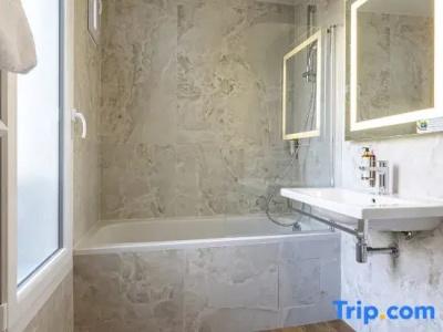 Best Western Montcalm - 86