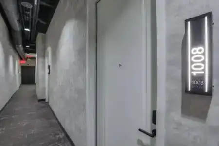Studio 154 Luxury - 124