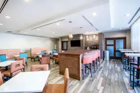 La Quinta by Wyndham - 18
