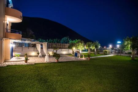 Akroyiali Resort - 10