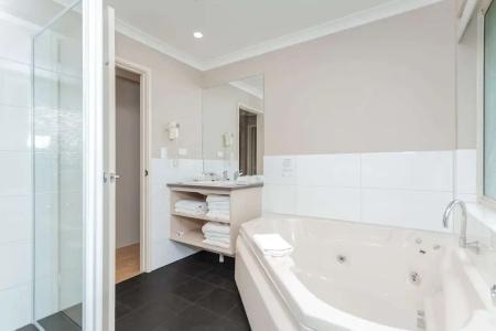 Quality Suites Banksia Gardens- Apartment - 139