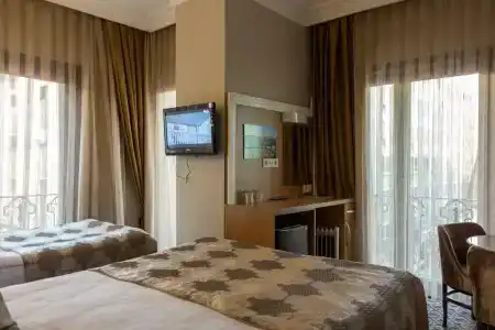 Grand Rosa - 2