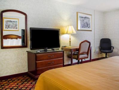 Quality Inn Riverview Enola-Harrisburg - 44