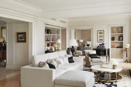 Four Seasons George v Paris - 1