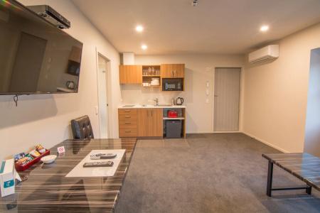 315 Riccarton - 18