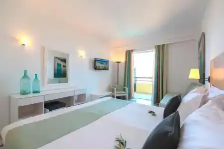 Samaina Inn - 84