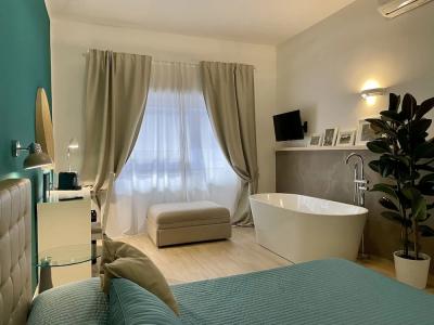 Le Coq Suites - 83