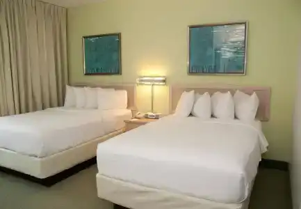 SpringHill Suites by Marriott - 35