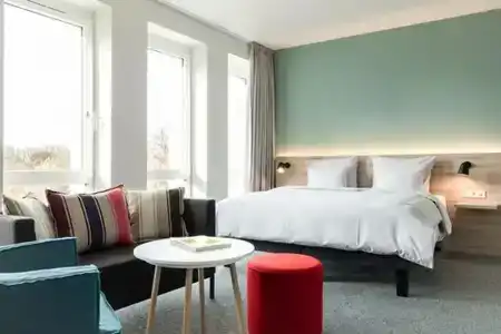 sylc. Apartment– Serviced - 94