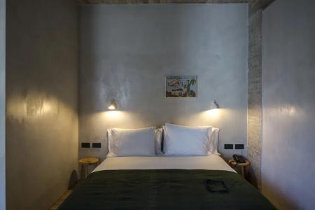 In Gallery & Spa - 134