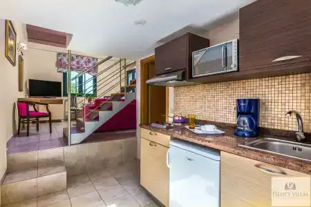 Pilot's Villas Luxury Suites - 96