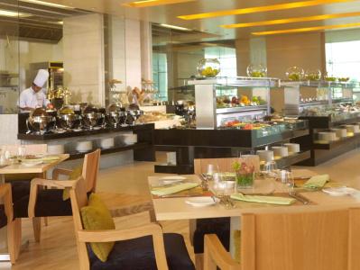 Park Rotana Abu Dhabi - 16