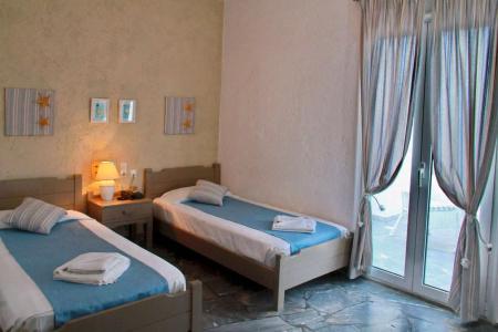 Vasia Boulevard (Adults Only) - 2