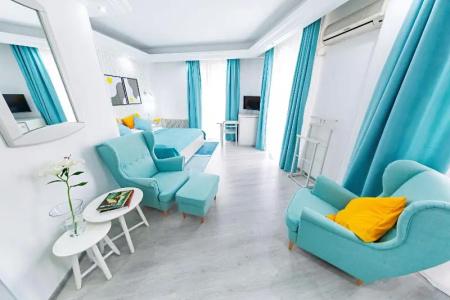 Relax Comfort Suites - 68
