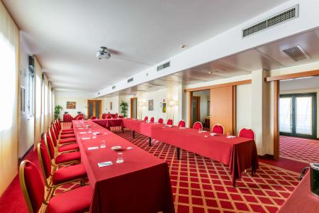 Mirage Sure Hotel Collection by Best Western - 39