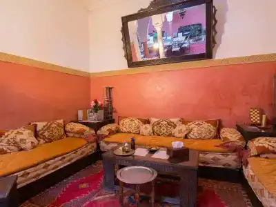 Riad Losra - 2