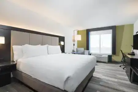 Holiday Inn Express & Suites i-95 & i-20 Civic Ctr, An Ihg - 42