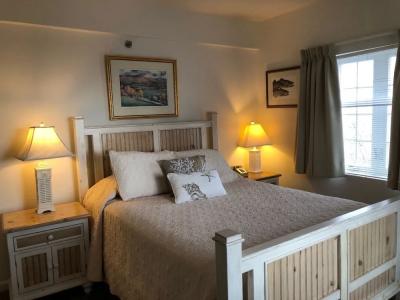 Montauk Manor - 3