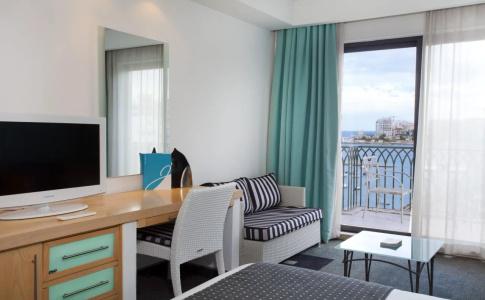 Juliani - Boutique Hotel - 8
