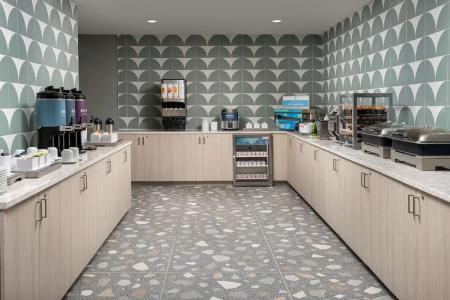 Home2 Suites By Hilton Miami Airport South Blue Lagoon - 28