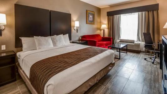 Best Western Plus Heritage Inn - 48