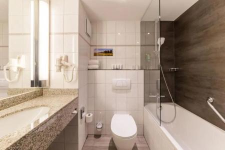 Park Inn by Radisson Köln City West - 72