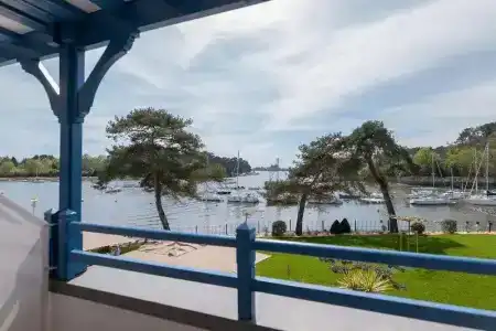 Best Western Plus Le Roof Vannes Bord De Mer - 66
