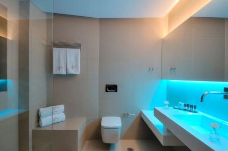 o&b Athens Boutique - 171