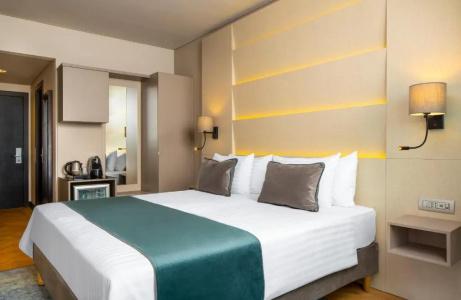 Golden Tulip Victoria Bucharest - 81