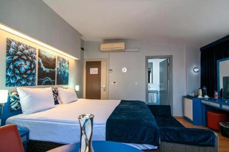 Lapis Inn & Spa ( Ex. Ambassador) - 88