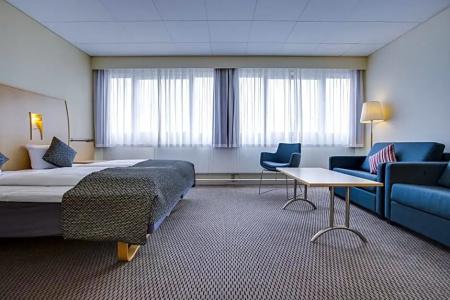Best Western Plus Airport - 93