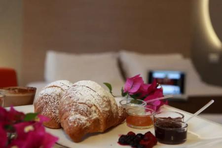 Colonne - Alihotels - 56