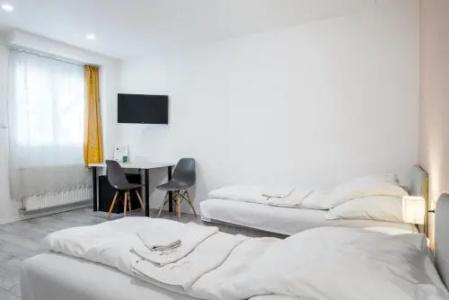 Chesscom Guesthouse - 6