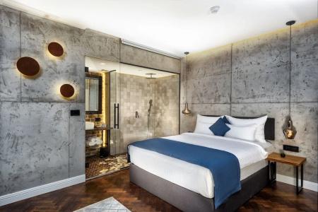 One Luxury Suites - 74
