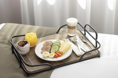 Holiday Inn - Eindhoven Airport - 10